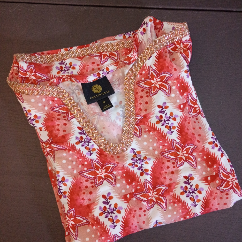JM Collection Red and White Floral Blouse With Gold Piping. 2X NEW